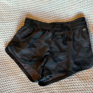Black camo DSG athletic short
